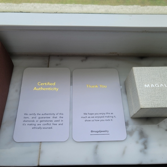 Ring - Picture 2 of 5